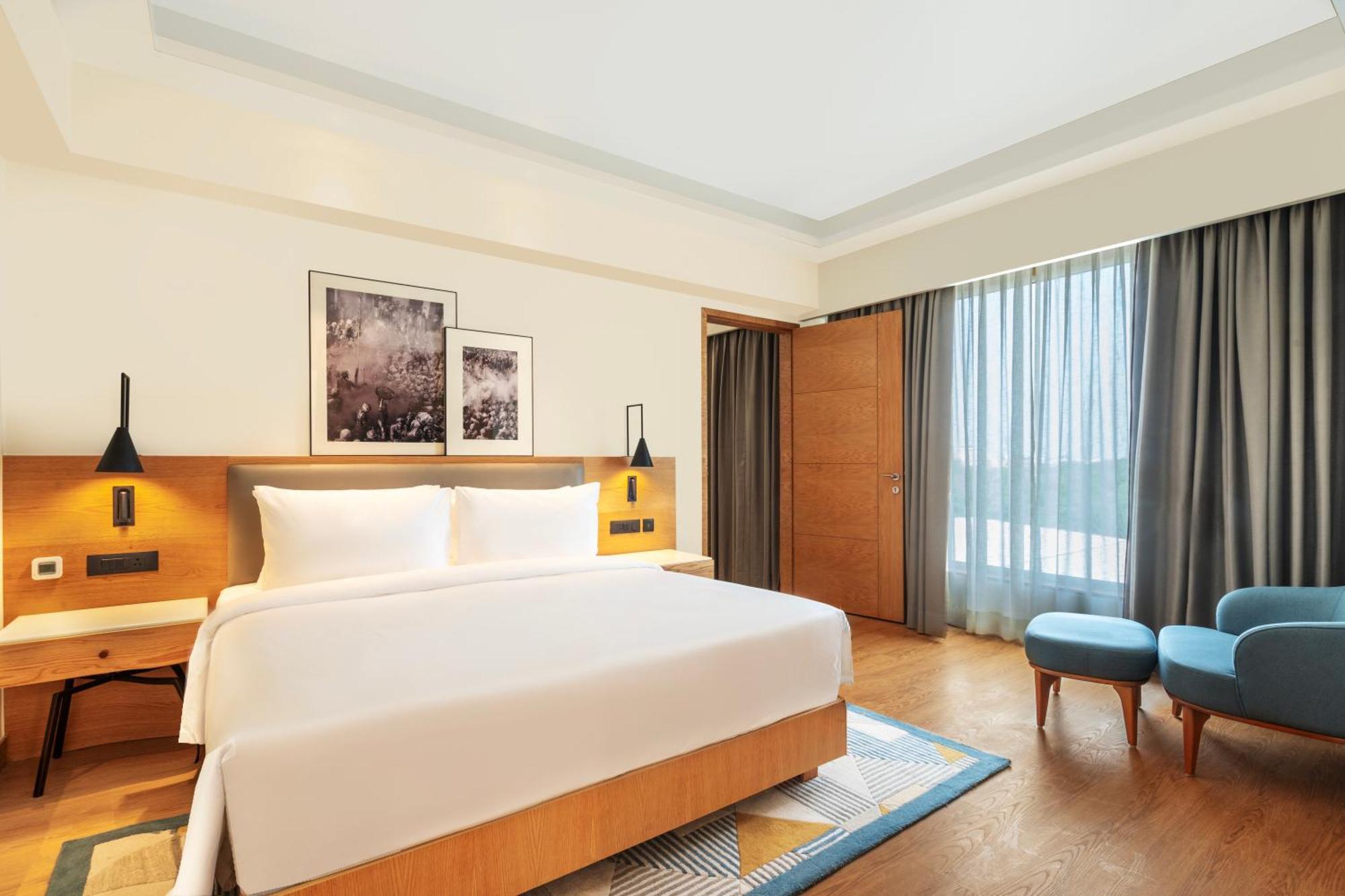 Radisson Hotel Vrindāvan Exterior foto