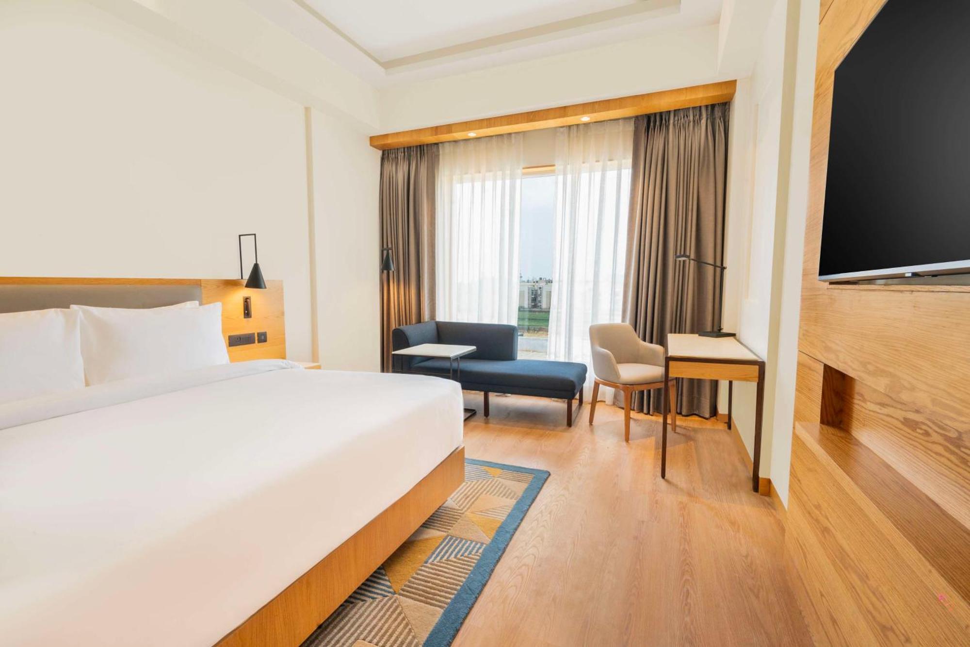 Radisson Hotel Vrindāvan Exterior foto